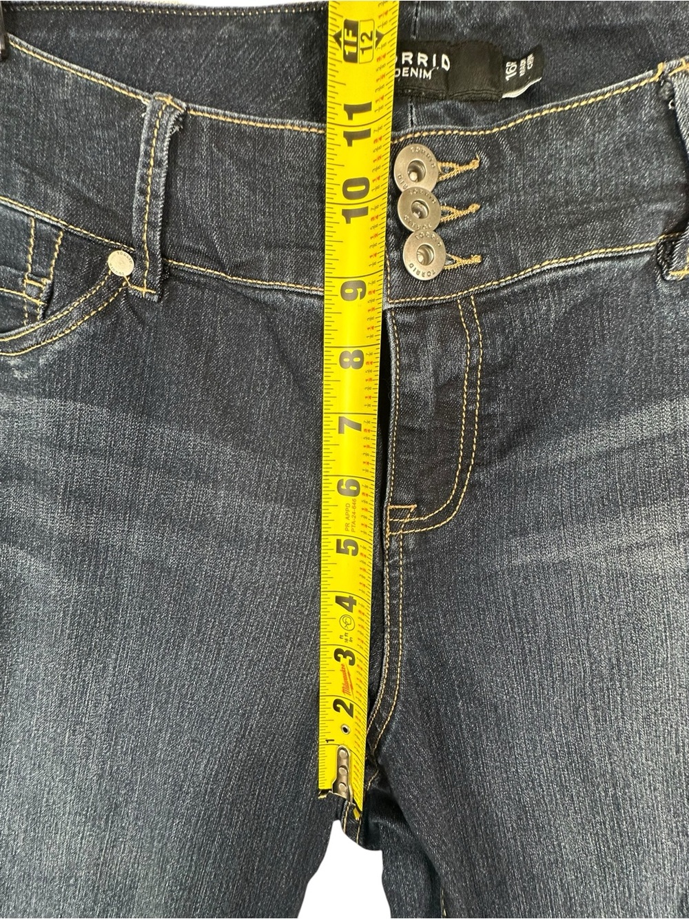 TORRID denim Womens Plus Size 16R, Jegging, Super Soft, 3 Button Zip - Picture 5 of 7